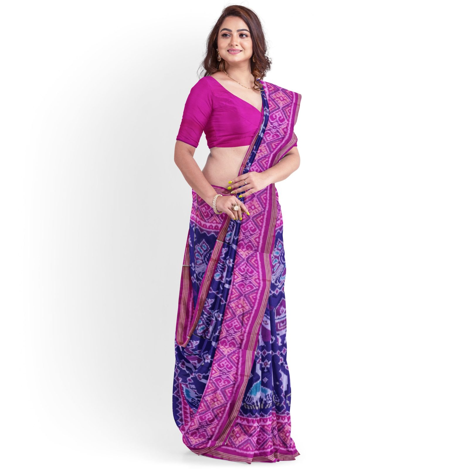 Traditional Single ikkat Pink Pink Blue Motifs Patola Saree