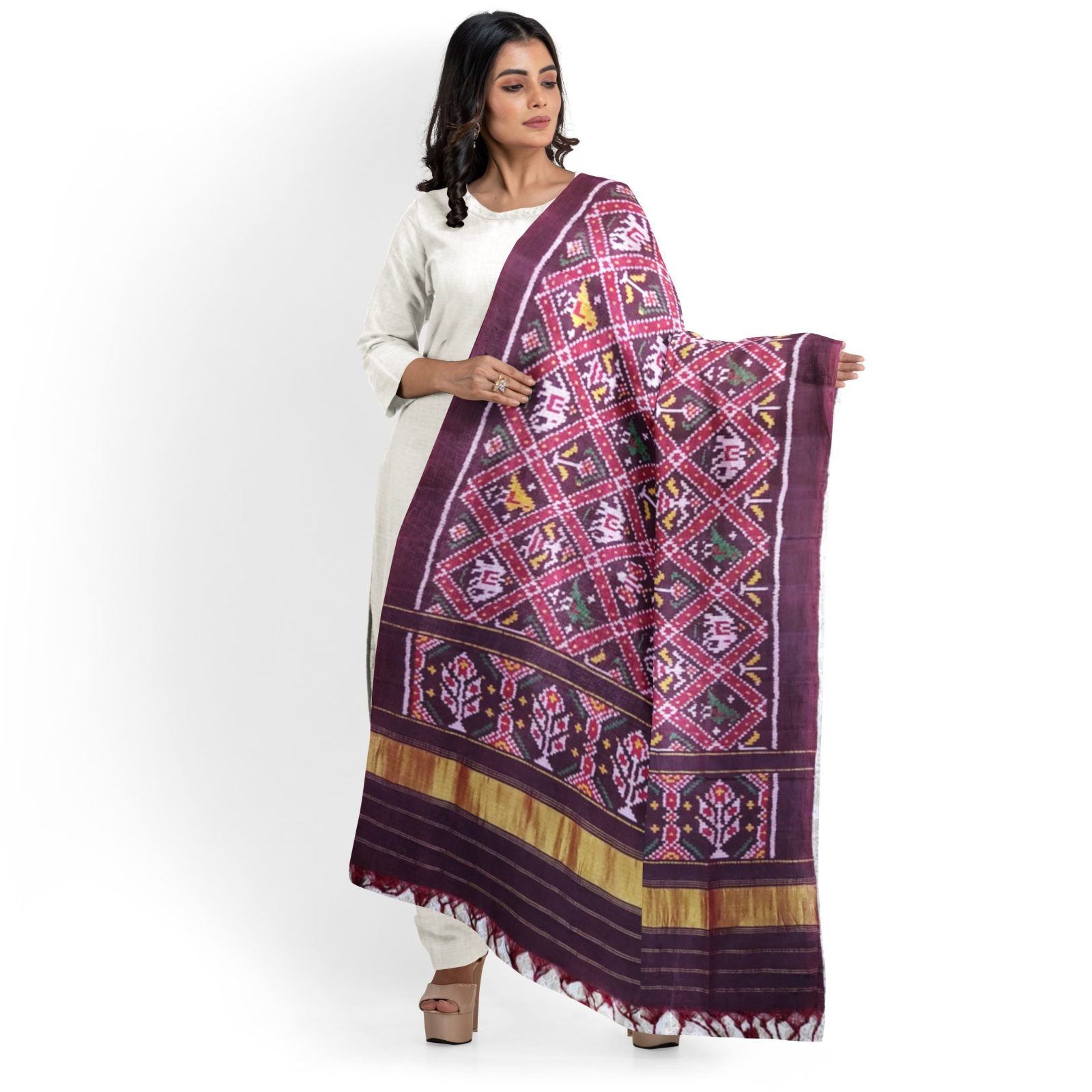 @Rajkotipatola #rajkotipatola Traditional Single ikkat WineMaroon Narikunj Patola Dupatta