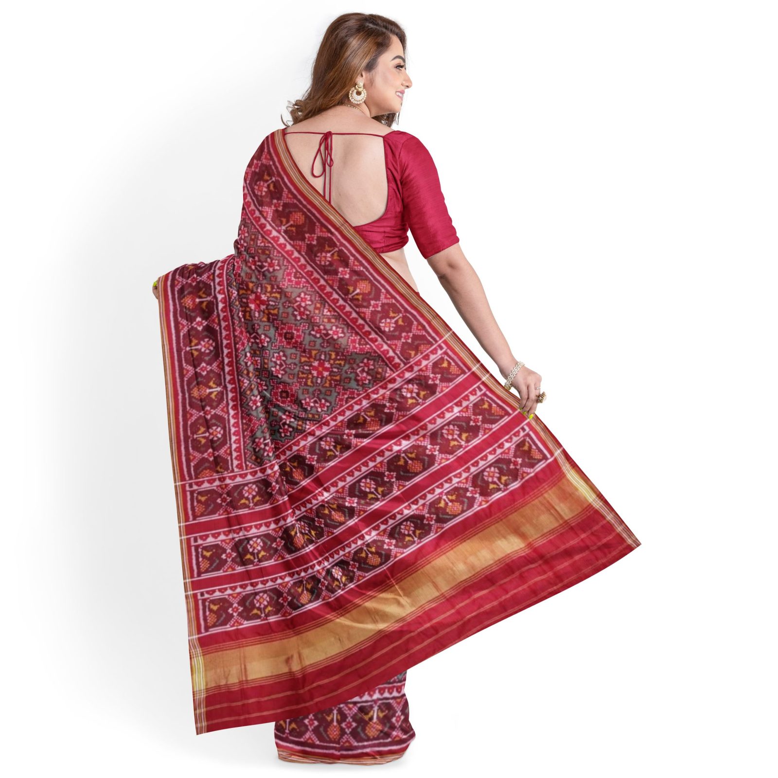 rajkotipatola Traditional Single ikkat Red SkyBlue Navratan Patola Saree