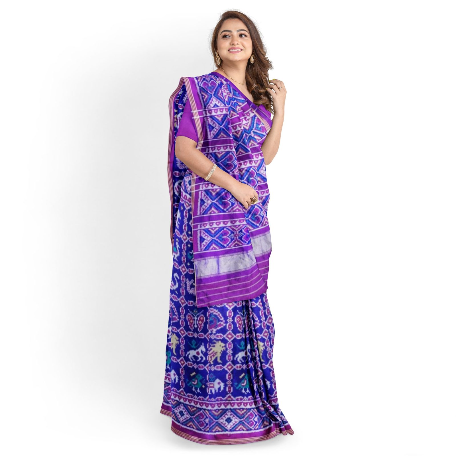 rajkotipatola Traditional Single ikkat Magenta Blue 12 Figure Patola Saree