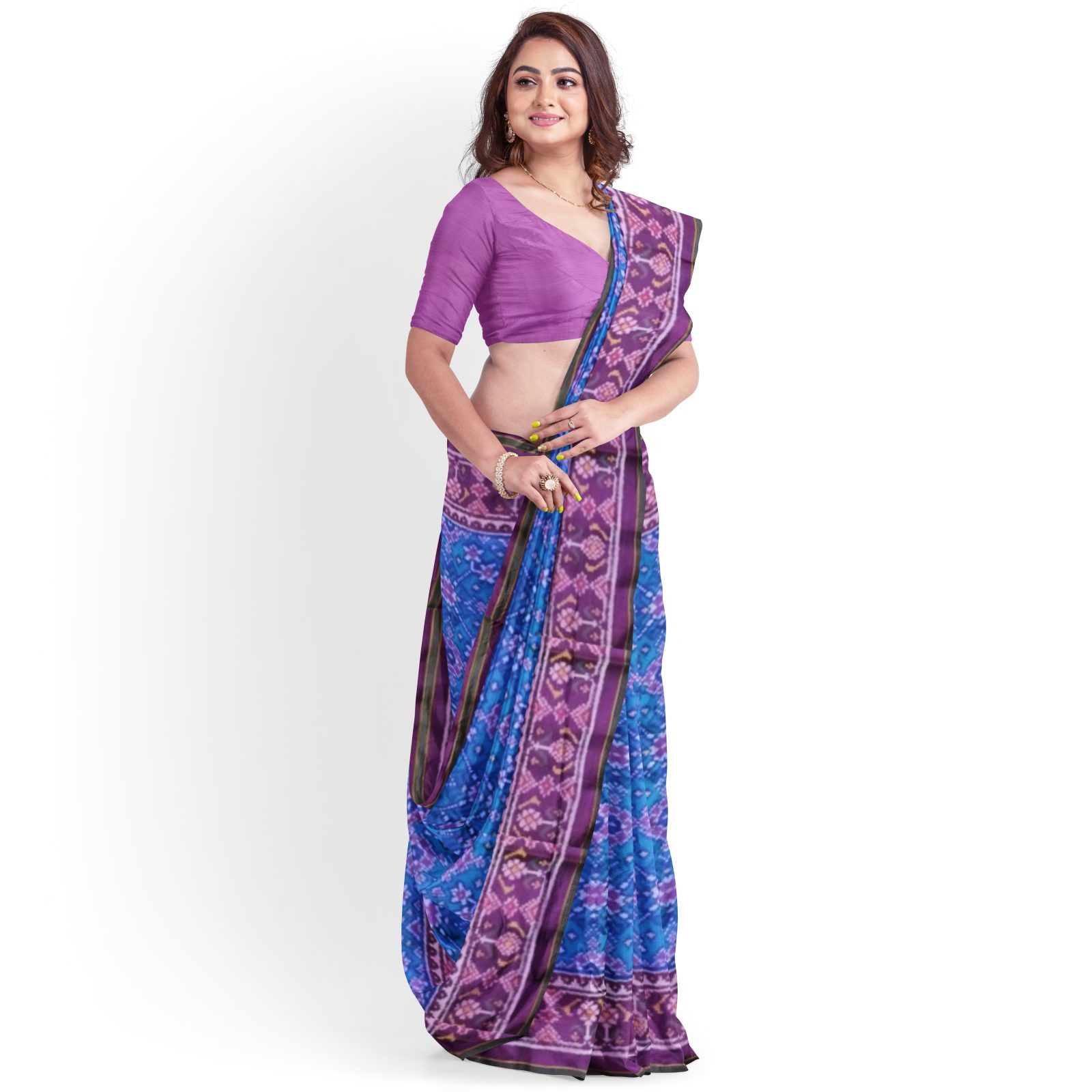 rajkotipatola Traditional Single ikkat Magenta Peacockblue Navratan Design Patola Saree