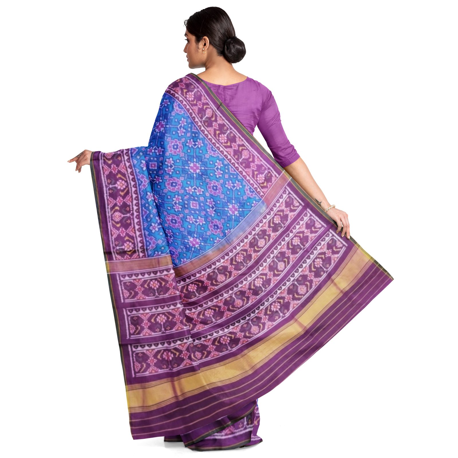 rajkotipatola Traditional Single ikkat Magenta Peacockblue Navratan Design Patola Saree