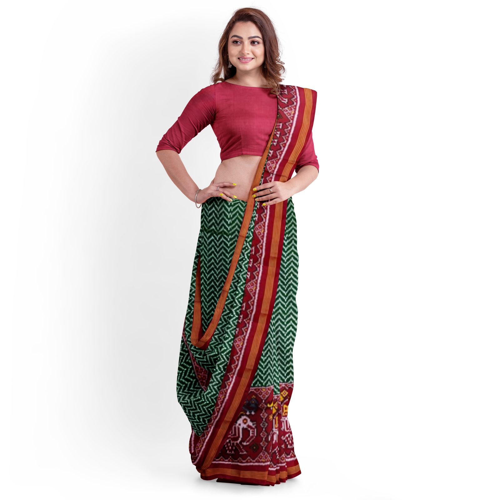 rajkotipatola Traditional Single ikkat Red Green Lehariya Skirtborder Patola Saree