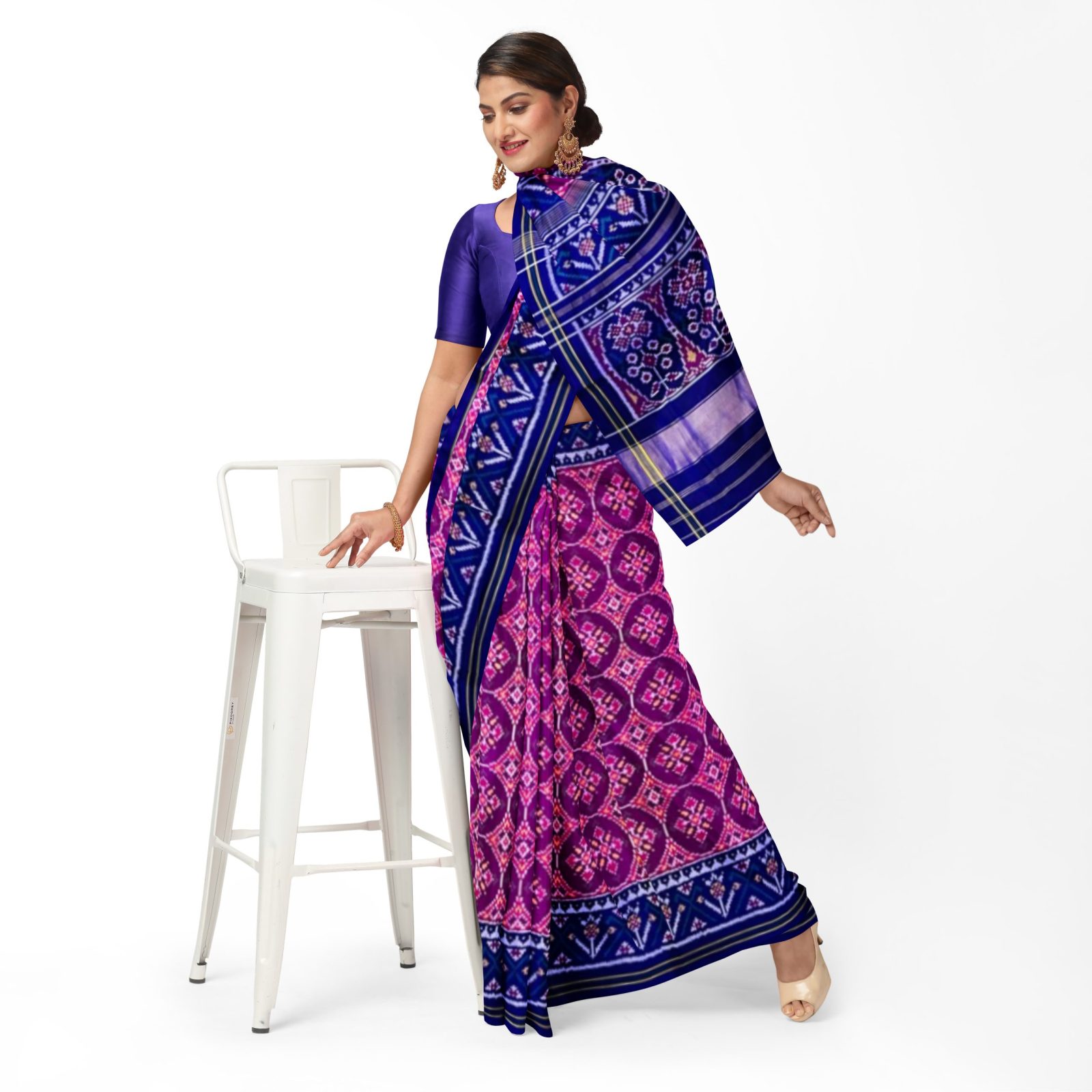 rajkotipatola Traditional Rajkot Single Ikkat Red Blue Pink Patola saree