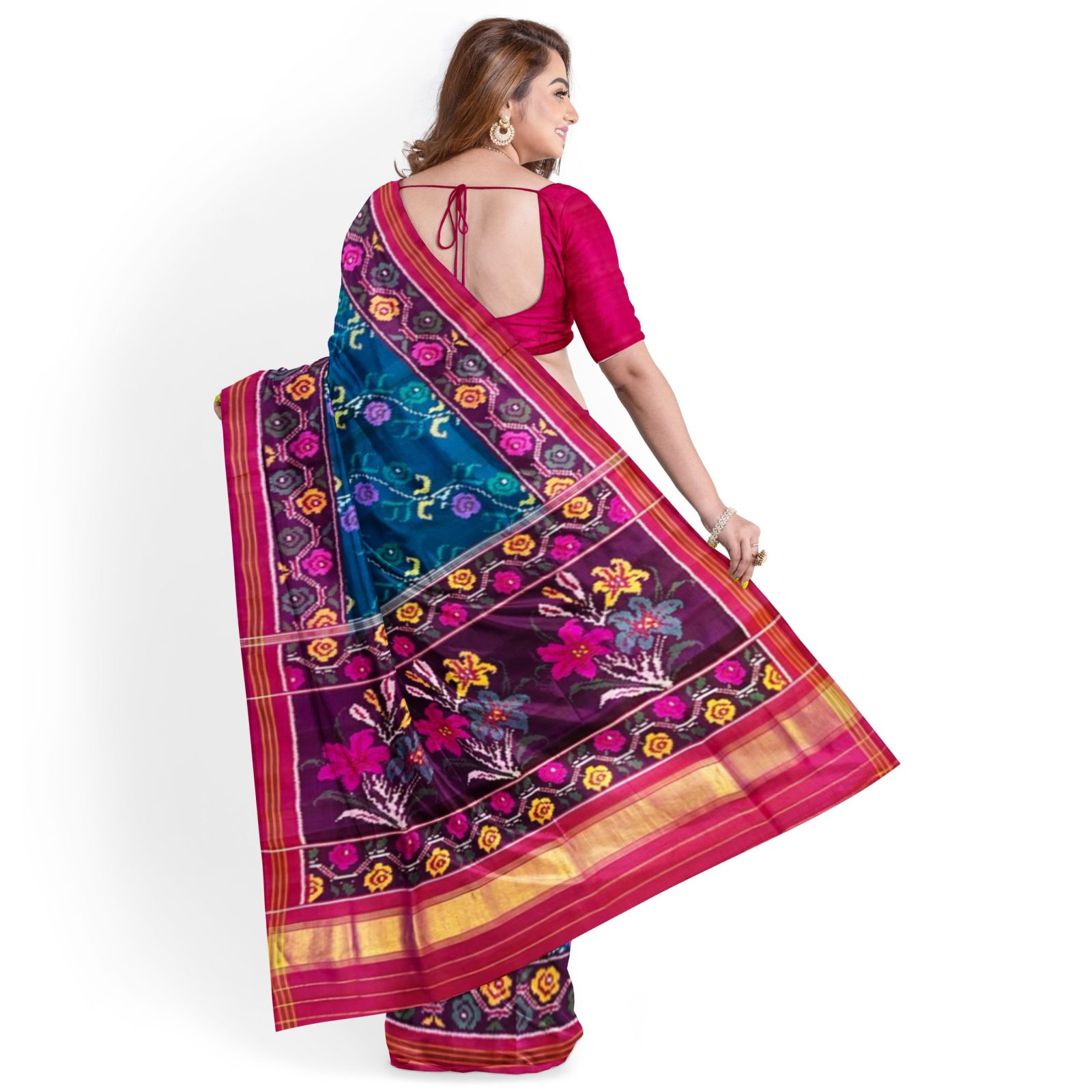 @Rajkotipatola #rajkotipatola Traditional Rajkot Single Ikkat MagentaPink Peacockblue Fancy Flower Patola Saree