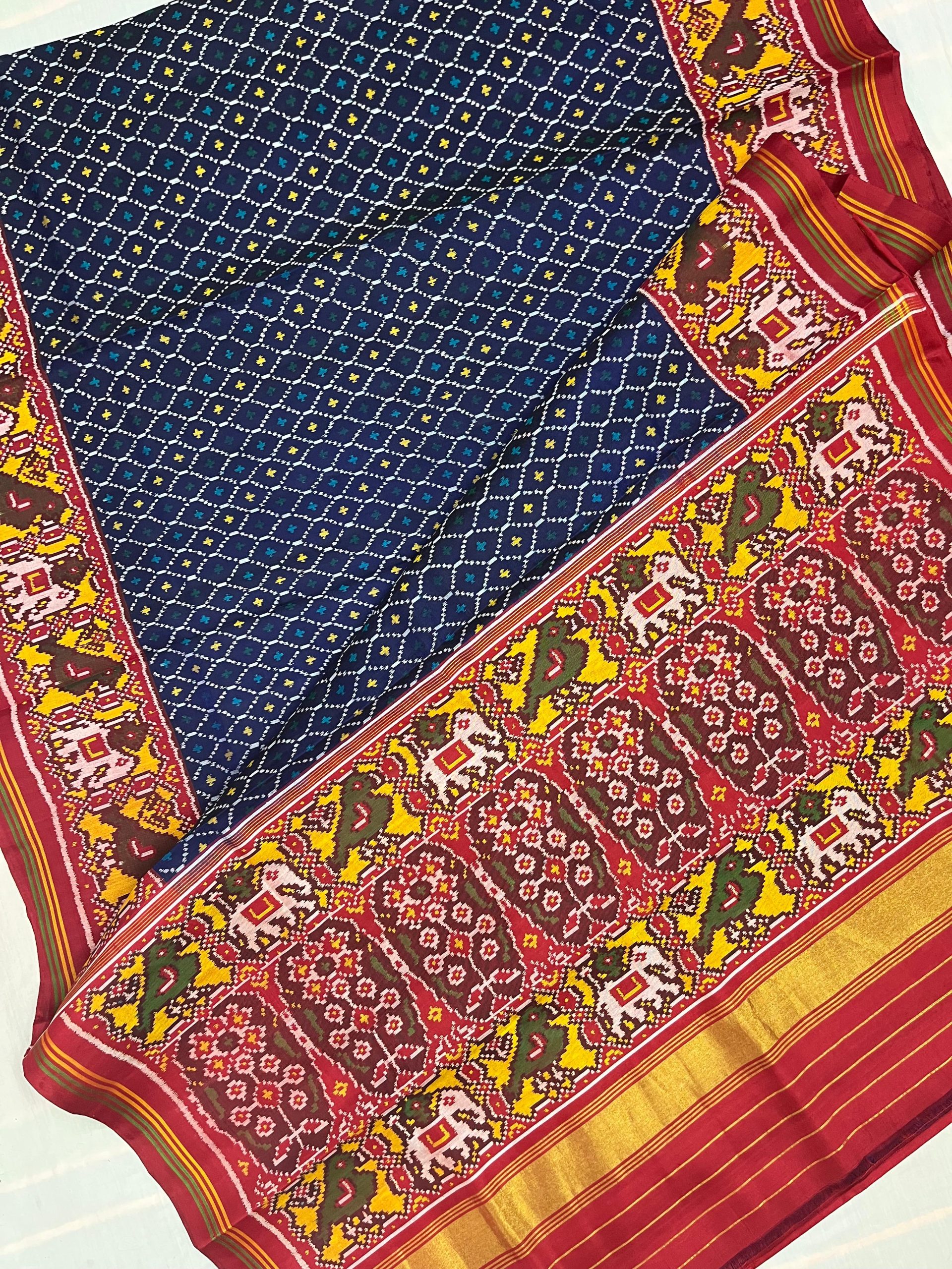 Rajkoti Patola Saree - RPADHAN 554 - Image 4
